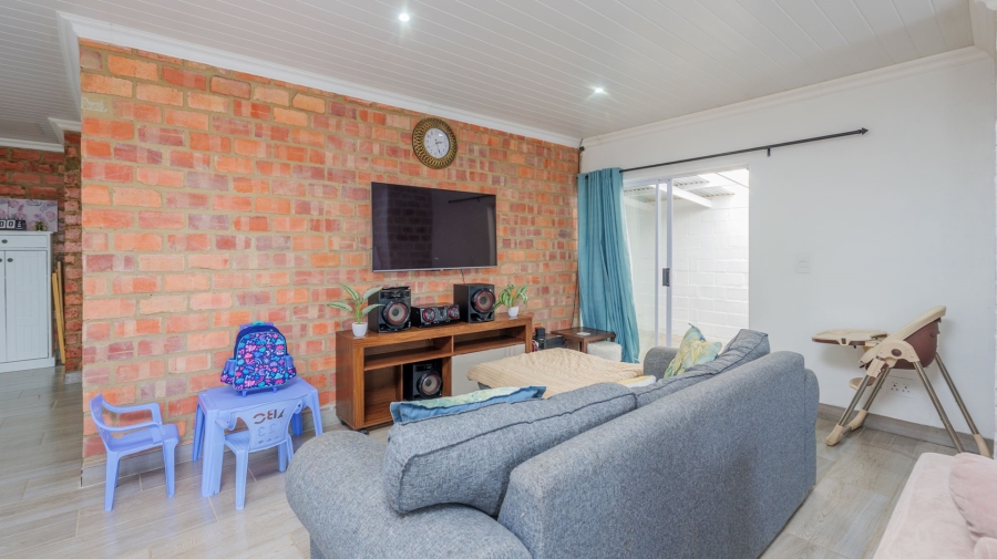 3 Bedroom Property for Sale in Bredasdorp Western Cape